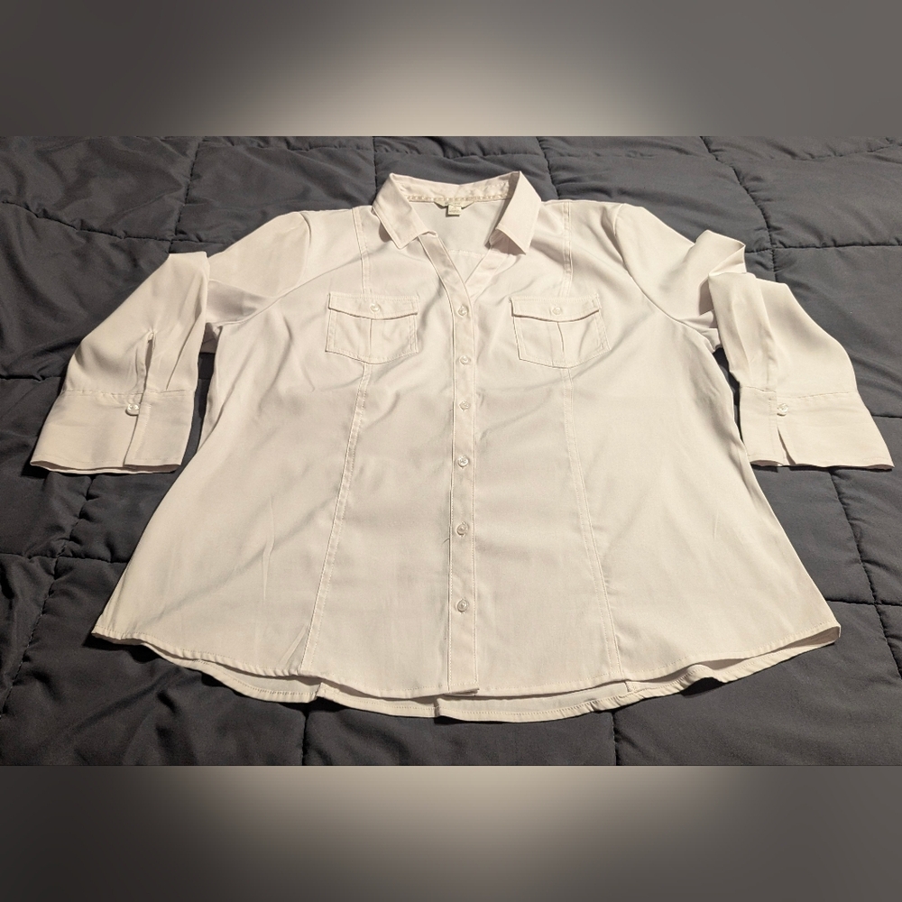 Est. 1946 Brand Women's XL White 3/4 Length Sleeves Button-Up Blouse